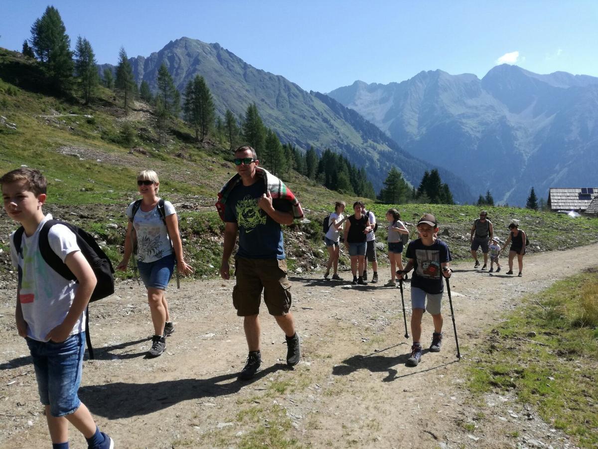 Chaletdorf-Fanningberg Weisspriach ภายนอก รูปภาพ